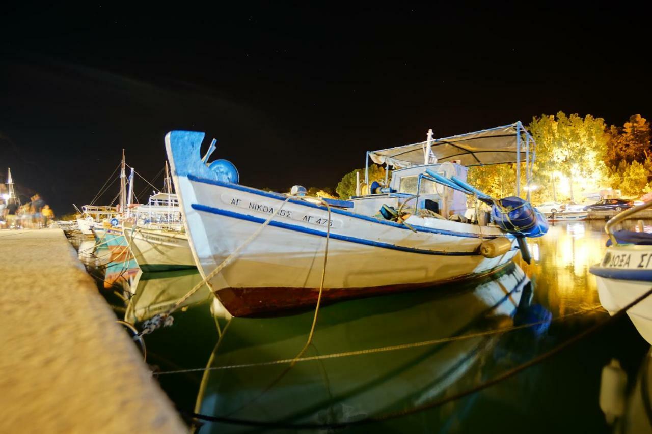 Seafarer'S Suite Galaxidi ภายนอก รูปภาพ